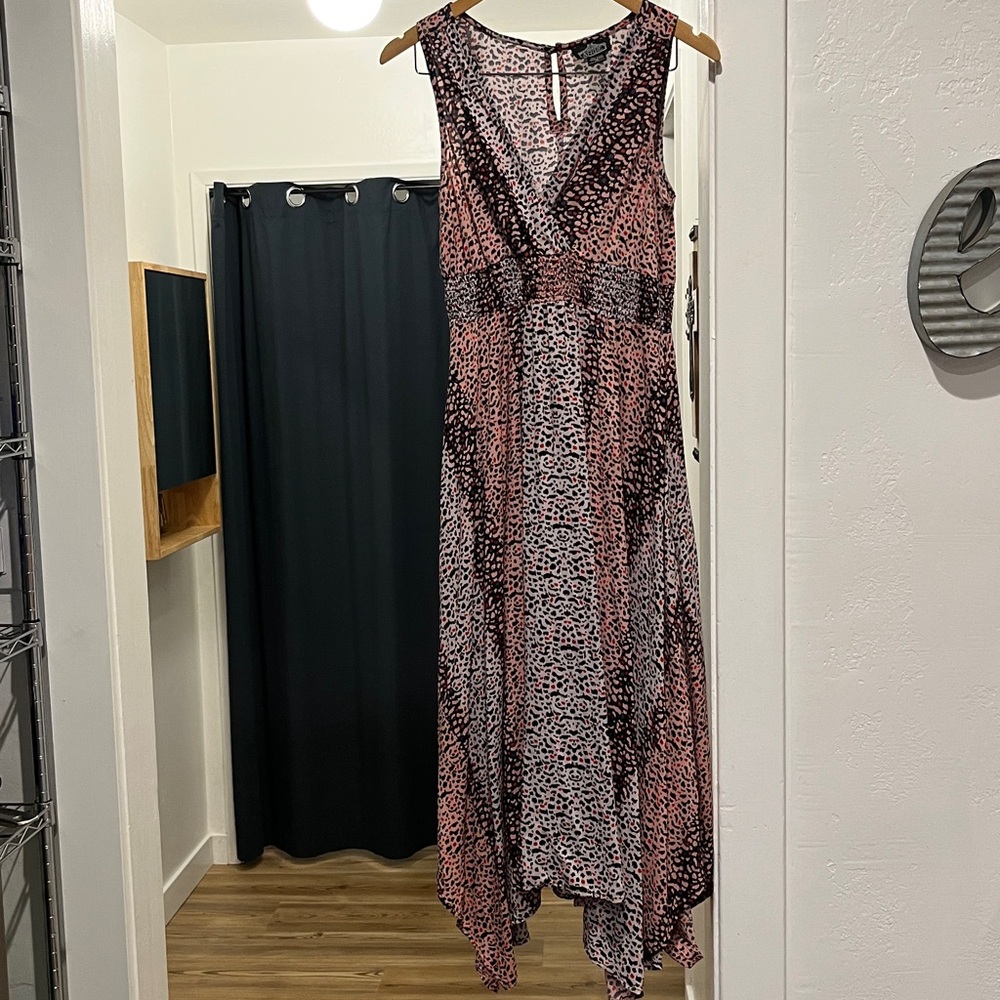 Angie Multicolor Patterned Dress
Size small